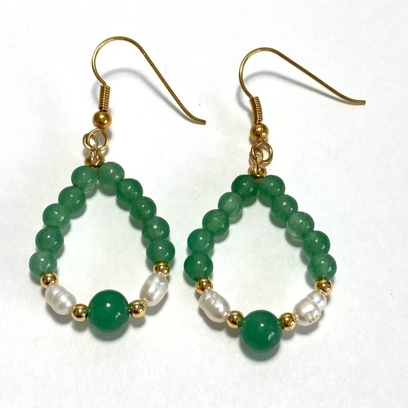 Earrings Dangles Drops Jadeite Pearls Green Artisan Gold Tone - Picture 2 of 7